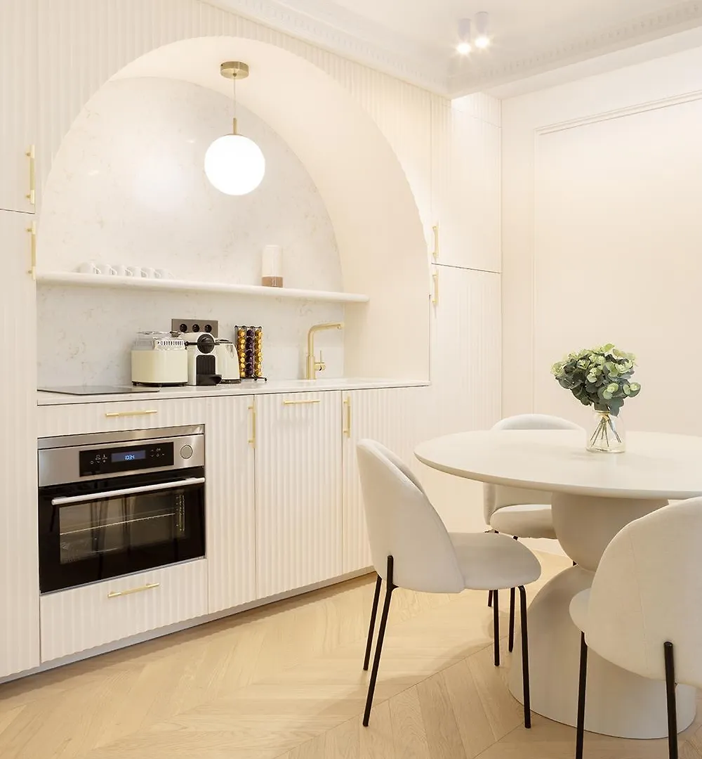 Pick A Flat's With Services In Opera Apartment Paris